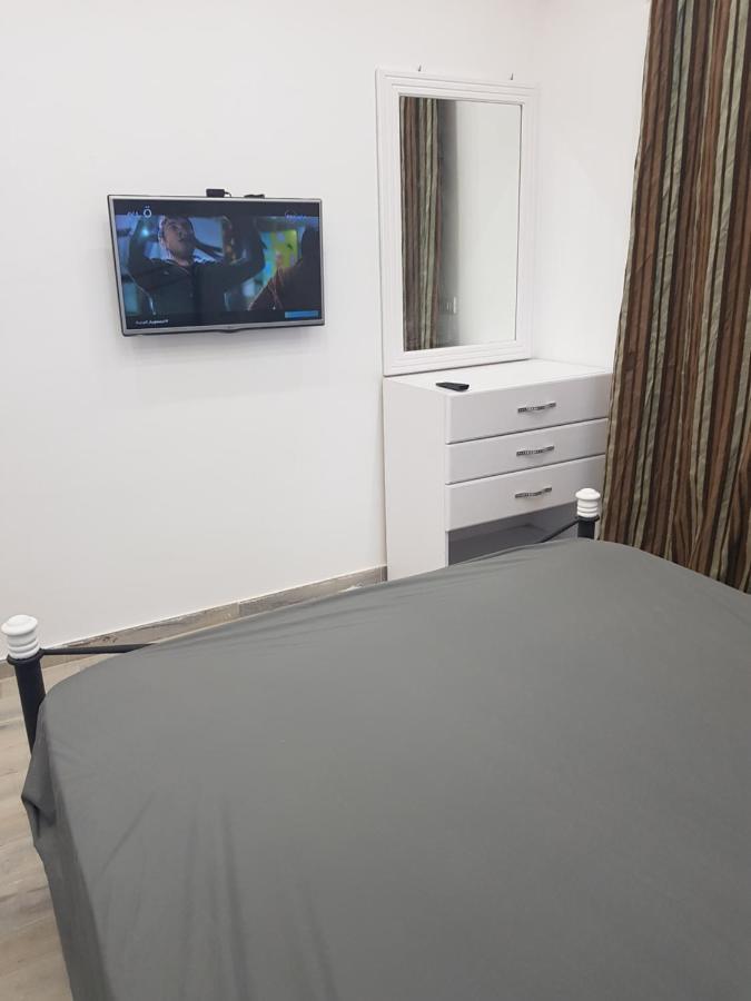 Апартаменти Flat 01 Bed Room. Sea Street. Hadaba Area.